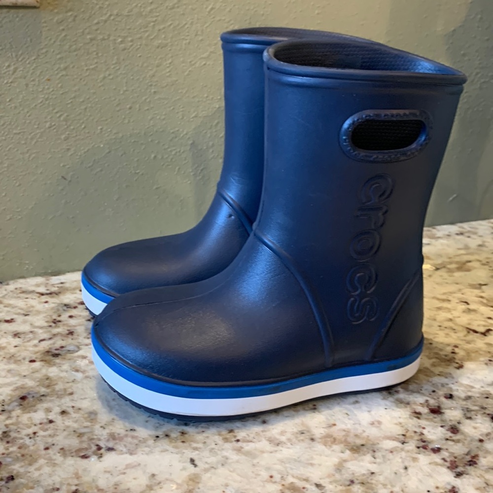 Kid’s Crocs rain boots